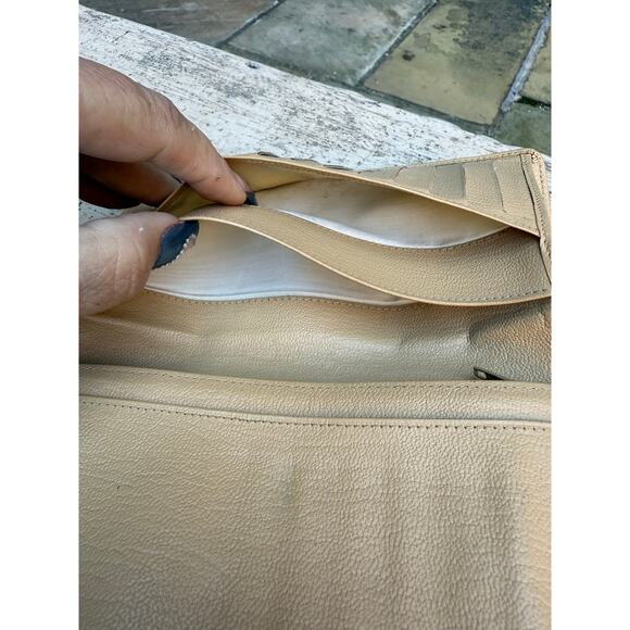 CHANEL CAVIAR LEATHER WALLET IN BEIGE - Picture 7 of 10